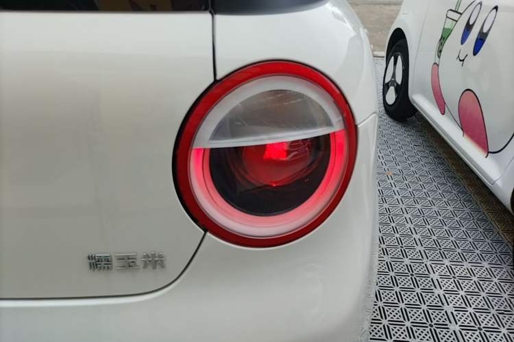 Used CHANGAN NEVO Lumin 2025 205 km Xiangqin Version Right Rear Taillight