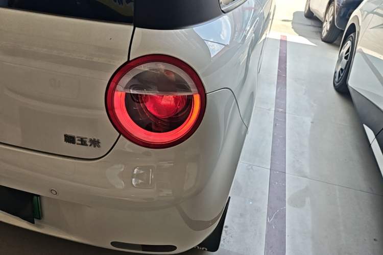 Used CHANGAN NEVO Lumin 2025 301km Honey Dew Edition Right Rear Taillight