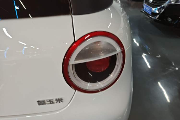 Used CHANGAN NEVO Lumin 2025 301km Honey Dew Edition Right Rear Taillight
