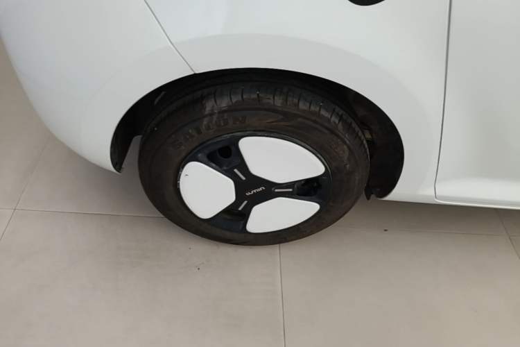 Used CHANGAN NEVO Lumin 2025 301km Honey Dew Edition Right Rear Wheel Hub