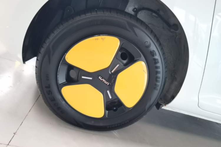 Used CHANGAN NEVO Lumin 2025 301km Honey Dew Edition Right Rear Wheel Hub