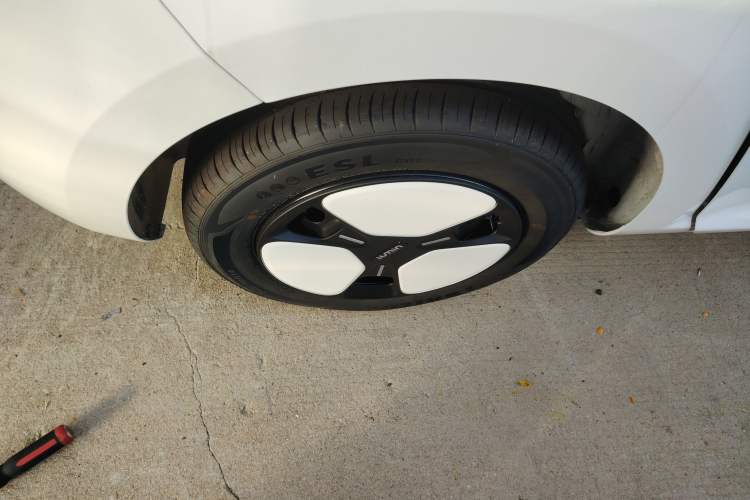 Used CHANGAN NEVO Lumin 2025 205km Refreshing Edition Right Rear Wheel Hub