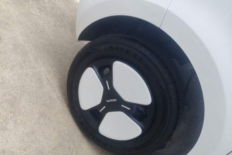 Used CHANGAN NEVO Lumin 2025 205 km Xiangqin Version Right Rear Wheel Hub