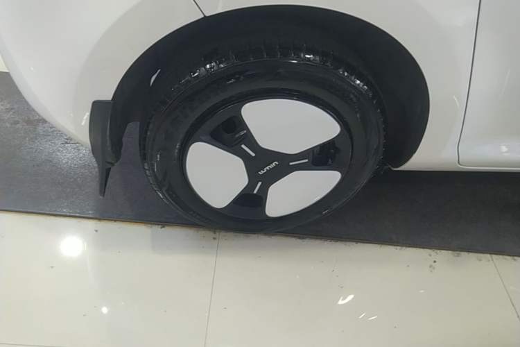 Used CHANGAN NEVO Lumin 2025 205 km Xiangqin Version Right Rear Wheel Hub