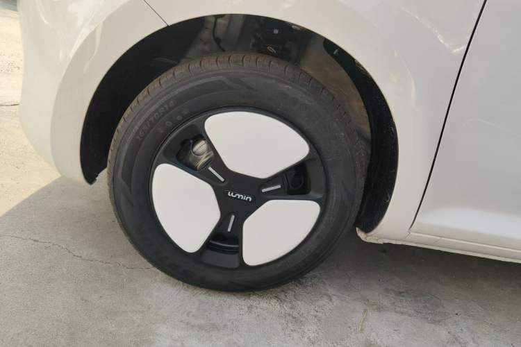 Used CHANGAN NEVO Lumin 2025 205 km Xiangqin Version Right Rear Wheel Hub