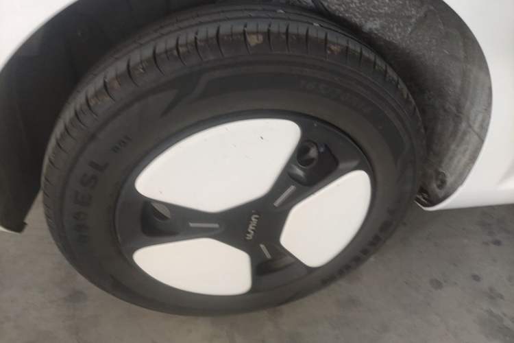 Used CHANGAN NEVO Lumin 2025 301km Honey Dew Edition Right Rear Wheel Hub