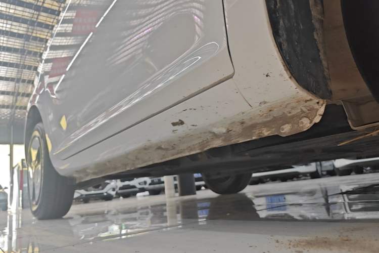 Used CHANGAN NEVO Lumin 2025 205 km Xiangqin Version Right Side Sill