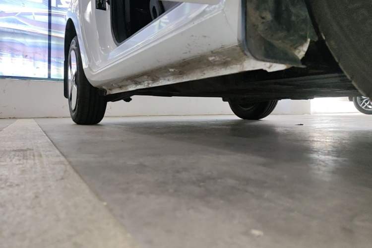Used CHANGAN NEVO Lumin 2025 205 km Xiangqin Version Right Side Sill