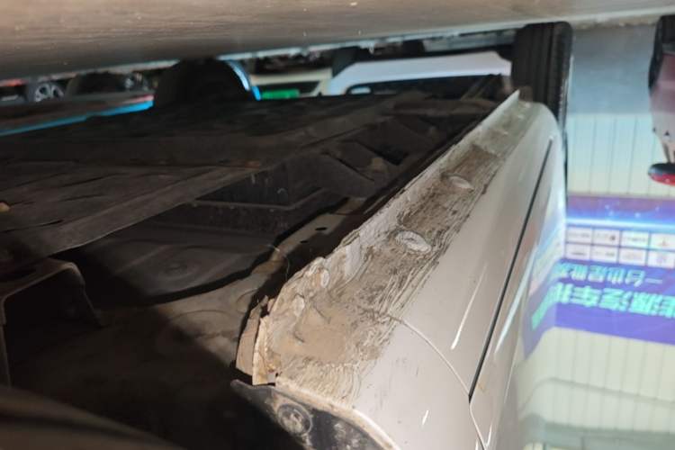 Used CHANGAN NEVO Lumin 2025 205 km Xiangqin Version Right Side Sill