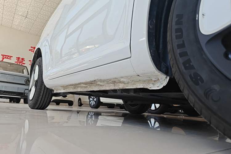 Used CHANGAN NEVO Lumin 2025 205 km Xiangqin Version Right Side Sill