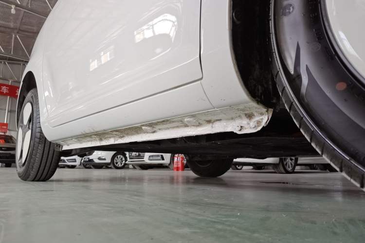 Used CHANGAN NEVO Lumin 2025 205 km Xiangqin Version Right Side Sill