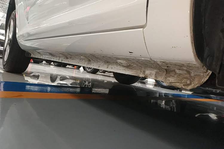 Used CHANGAN NEVO Lumin 2025 205 km Xiangqin Version Right Side Sill