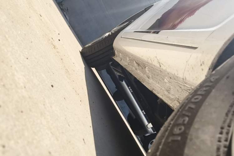 Used CHANGAN NEVO Lumin 2025 205 km Xiangqin Version Right Side Sill