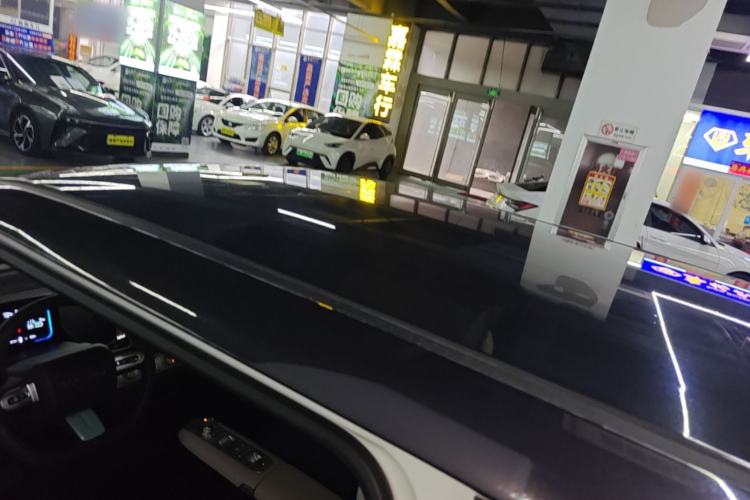 Used CHANGAN NEVO Lumin 2025 205 km Xiangqin Version Roof