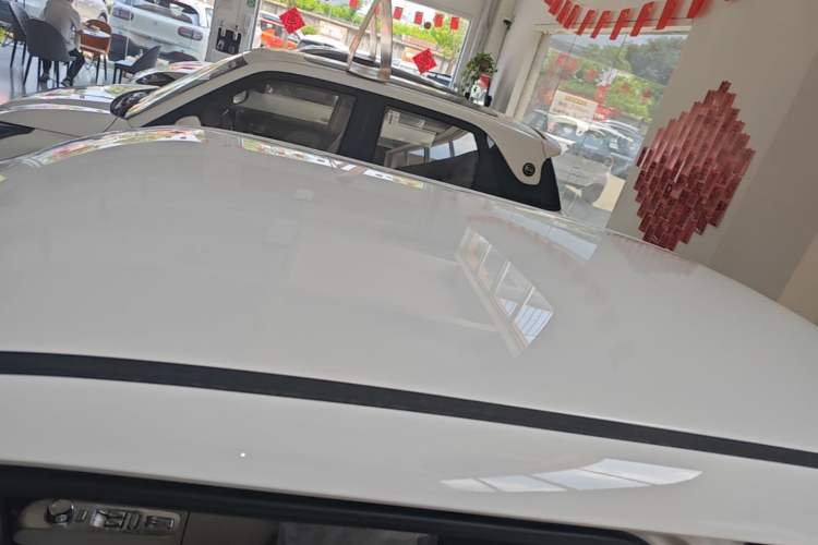 Used CHANGAN NEVO Lumin 2025 205 km Xiangqin Version Roof