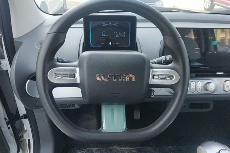 Used CHANGAN NEVO Lumin 2025 205 km Xiangqin Version Steering Wheel