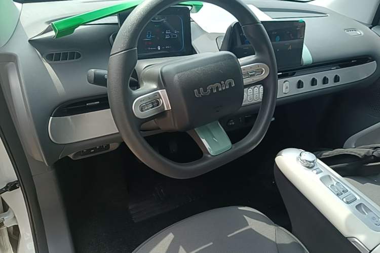 Used CHANGAN NEVO Lumin 2025 205 km Xiangqin Version Steering Wheel