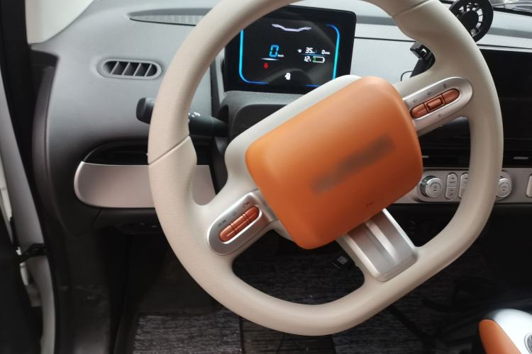 Used CHANGAN NEVO Lumin 2025 301km Honey Dew Edition Steering Wheel