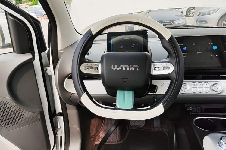 Used CHANGAN NEVO Lumin 2025 205 km Xiangqin Version Steering Wheel
