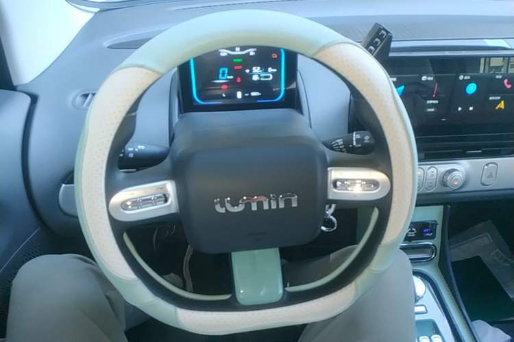 Used CHANGAN NEVO Lumin 2025 301km Honey Dew Edition Steering Wheel