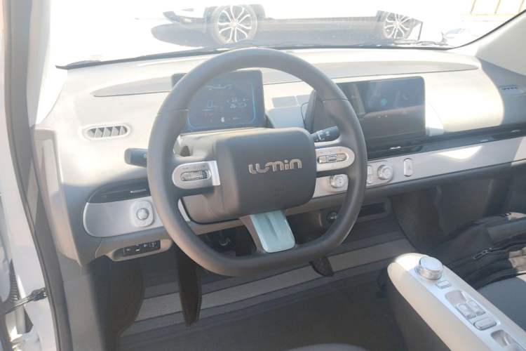 Used CHANGAN NEVO Lumin 2025 205 km Xiangqin Version Steering Wheel