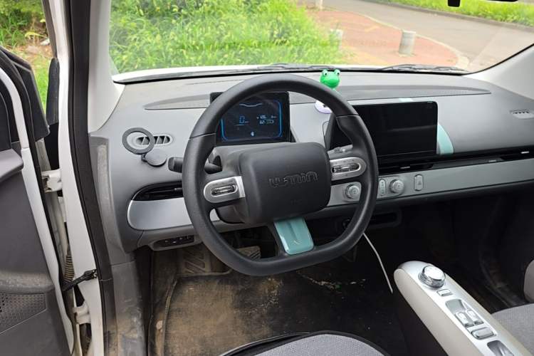 Used CHANGAN NEVO Lumin 2025 205 km Xiangqin Version Steering Wheel