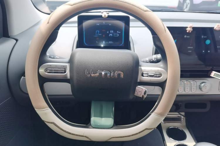 Used CHANGAN NEVO Lumin 2025 205 km Xiangqin Version Steering Wheel