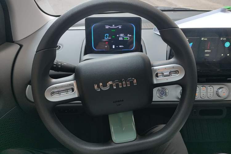 Used CHANGAN NEVO Lumin 2025 205 km Xiangqin Version Steering Wheel