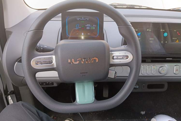 Used CHANGAN NEVO Lumin 2025 205 km Xiangqin Version Steering Wheel
