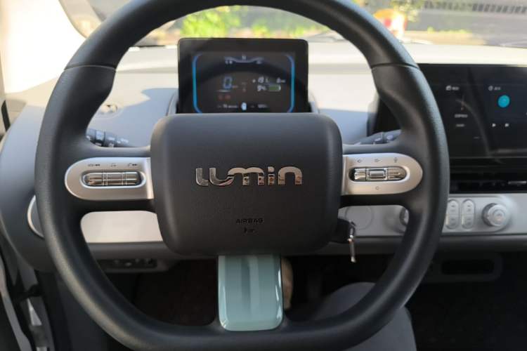 Used CHANGAN NEVO Lumin 2025 205 km Xiangqin Version Steering Wheel