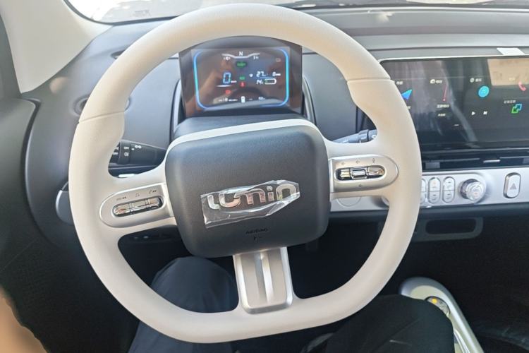 Used CHANGAN NEVO Lumin 2025 205 km Xiangqin Version Steering Wheel