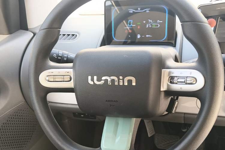 Used CHANGAN NEVO Lumin 2025 205 km Xiangqin Version Steering Wheel