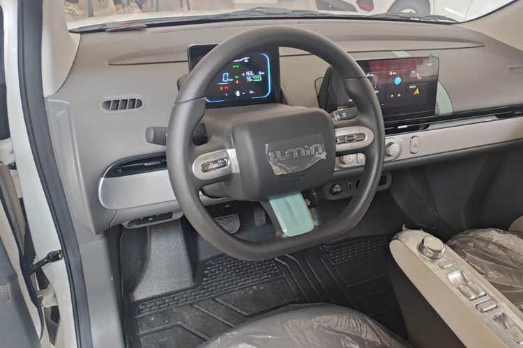 Used CHANGAN NEVO Lumin 2025 205 km Xiangqin Version Steering Wheel