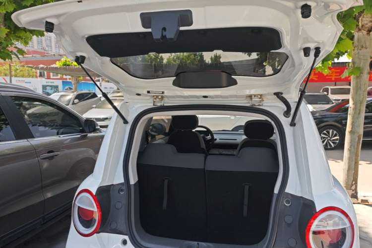 Used CHANGAN NEVO Lumin 2025 205km Refreshing Edition Trunk