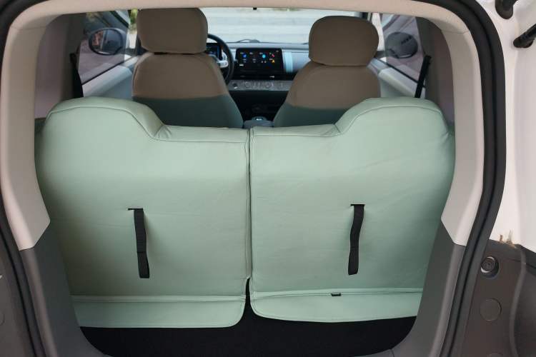 Used CHANGAN NEVO Lumin 2025 205km Refreshing Edition Trunk