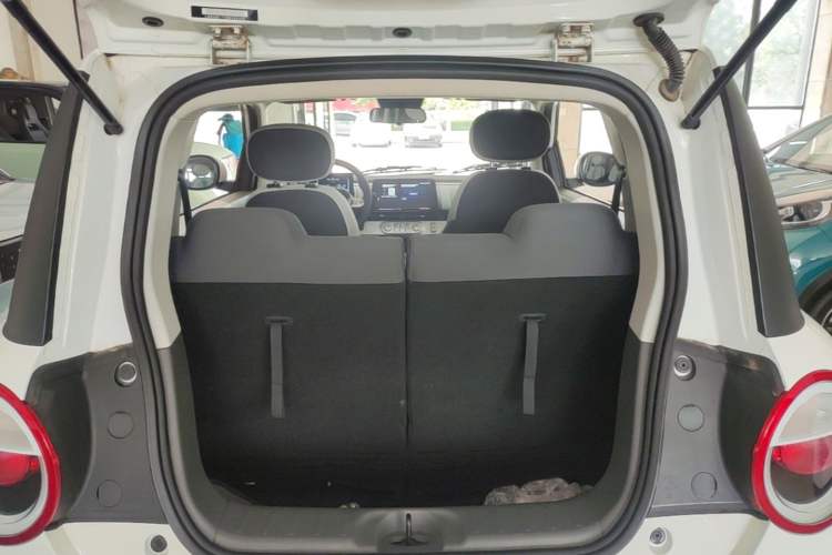 Used CHANGAN NEVO Lumin 2025 205 km Xiangqin Version Trunk
