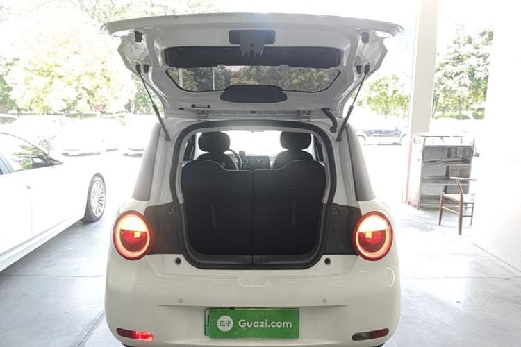 Used CHANGAN NEVO Lumin 2025 205 km Xiangqin Version Trunk