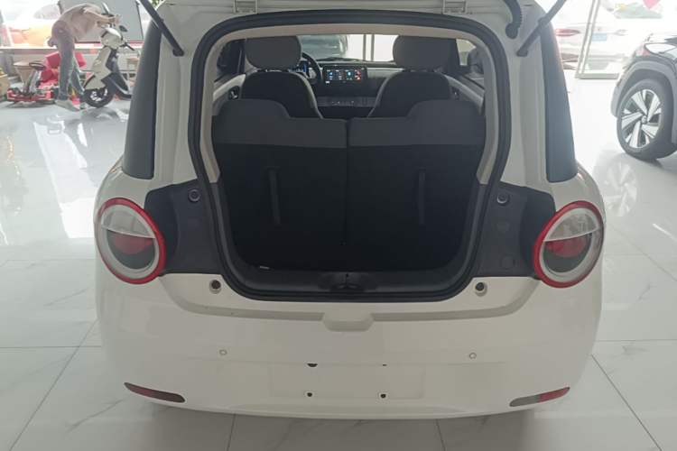 Used CHANGAN NEVO Lumin 2025 205 km Xiangqin Version Trunk