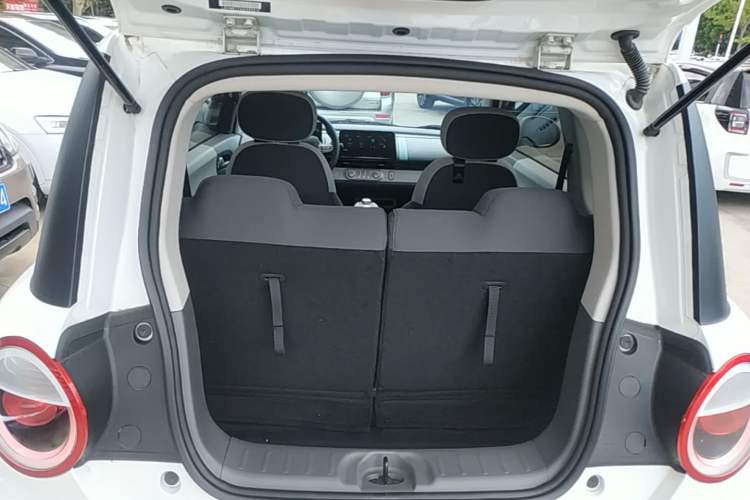 Used CHANGAN NEVO Lumin 2025 205 km Xiangqin Version Trunk
