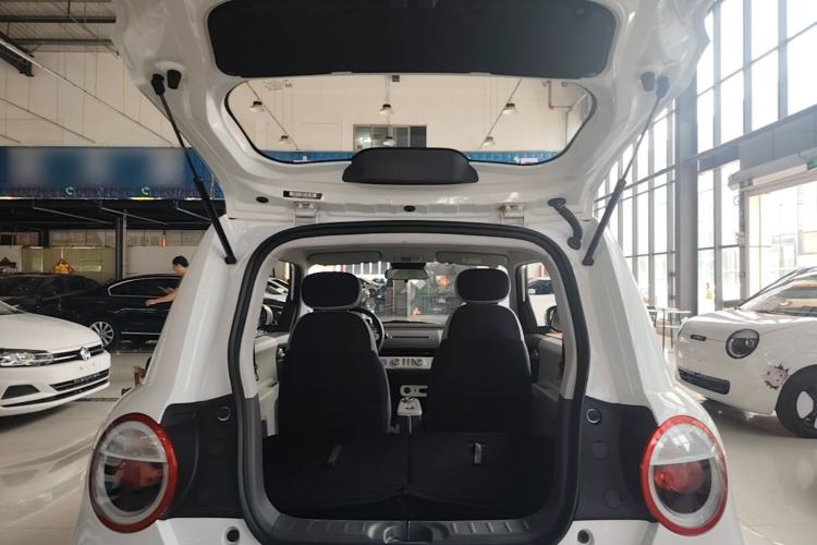 Used CHANGAN NEVO Lumin 2025 205km Refreshing Edition Trunk