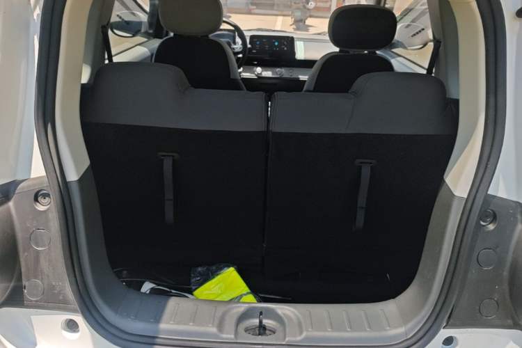 Used CHANGAN NEVO Lumin 2025 205 km Xiangqin Version Trunk