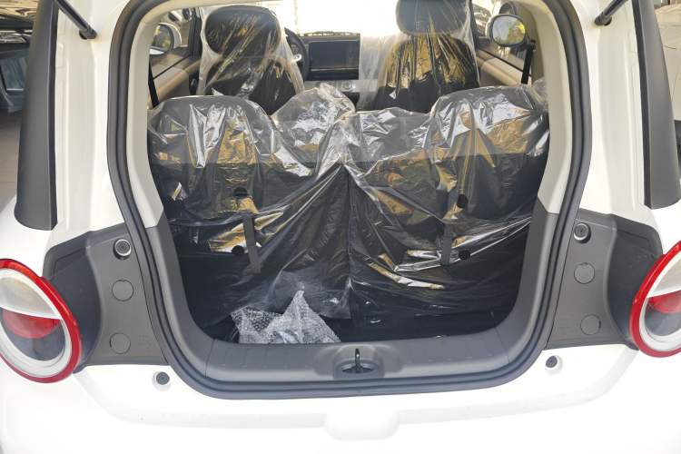 Used CHANGAN NEVO Lumin 2025 205 km Xiangqin Version Trunk