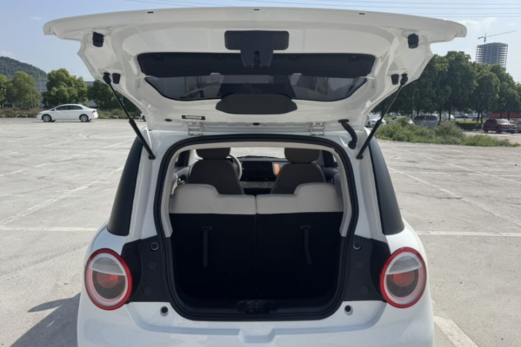 Used CHANGAN NEVO Lumin 2025 301km Honey Dew Edition Trunk