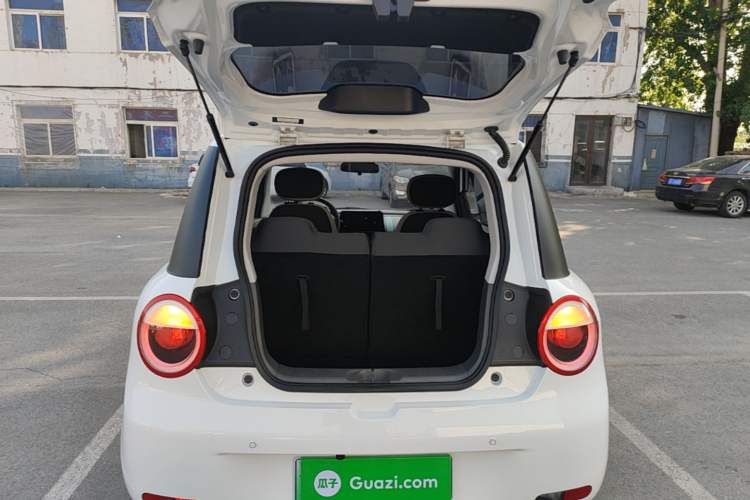 Used CHANGAN NEVO Lumin 2025 205 km Xiangqin Version Trunk