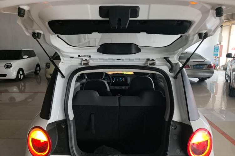 Used CHANGAN NEVO Lumin 2025 205 km Xiangqin Version Trunk