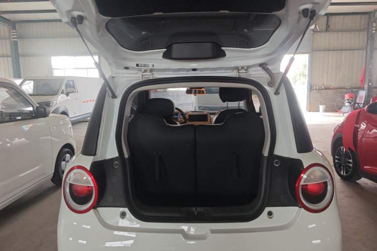 Used CHANGAN NEVO Lumin 2025 205km Refreshing Edition Trunk