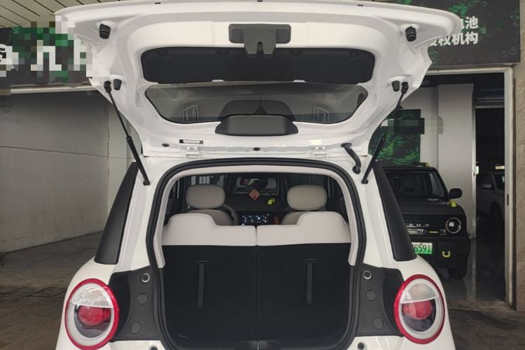 Used CHANGAN NEVO Lumin 2025 301km Honey Dew Edition Trunk