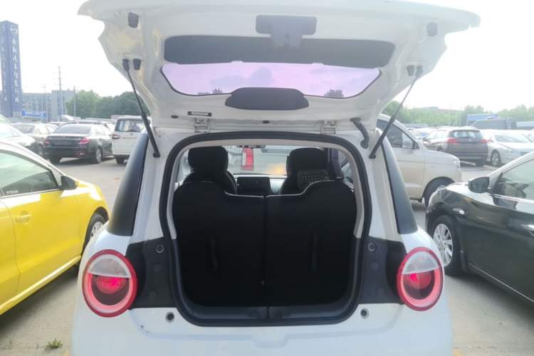 Used CHANGAN NEVO Lumin 2025 205 km Xiangqin Version Trunk