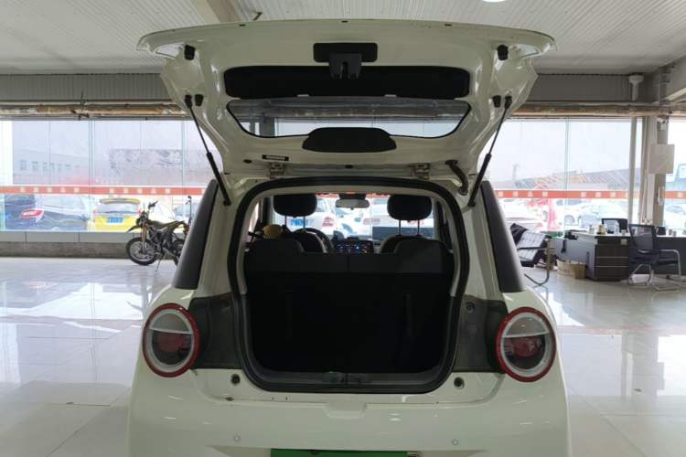 Used CHANGAN NEVO Lumin 2025 205 km Xiangqin Version Trunk