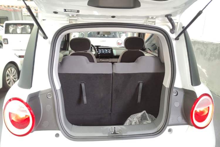 Used CHANGAN NEVO Lumin 2025 205 km Xiangqin Version Trunk